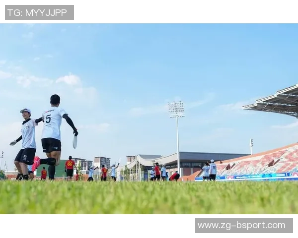 广州飞盘队与成都飞盘队的精彩对决分析与战术探讨